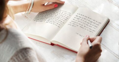 夢日記とは?効果や凄いメリット・運命を変えるやり方は?
